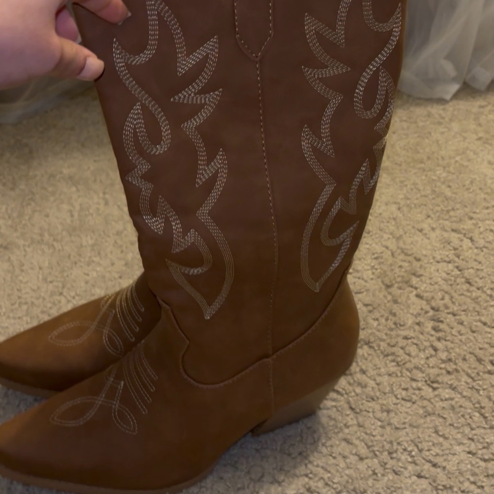 Brown Western-Style Women's Boots
